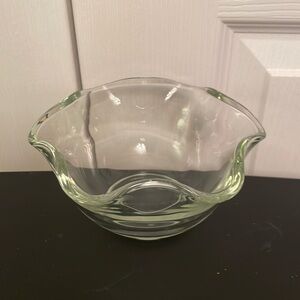 Vintage Indiana Green Tint Glass Bowl with Ruffled Rim